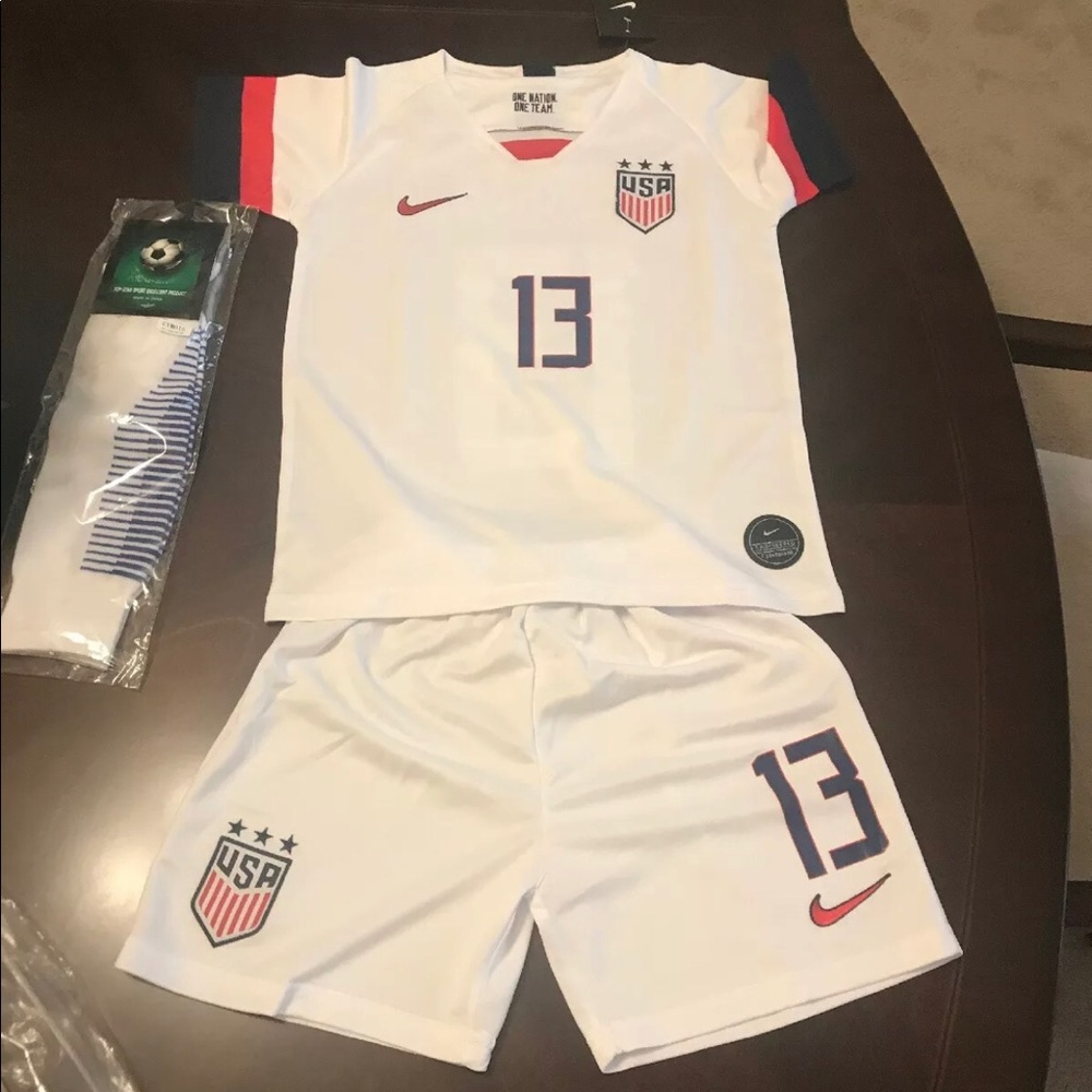 Alex Morgan Youth Soccer Jersey With Shorts/Socks.